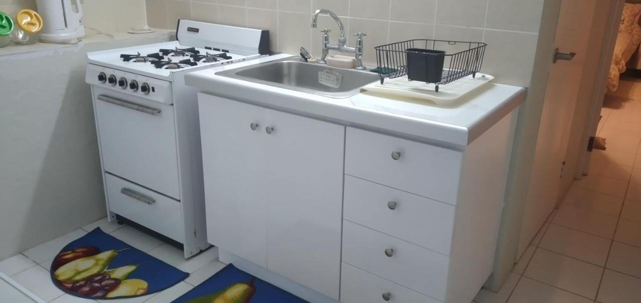 Annwin Annex Apartment เซนต์เจมส์ ภายนอก รูปภาพ