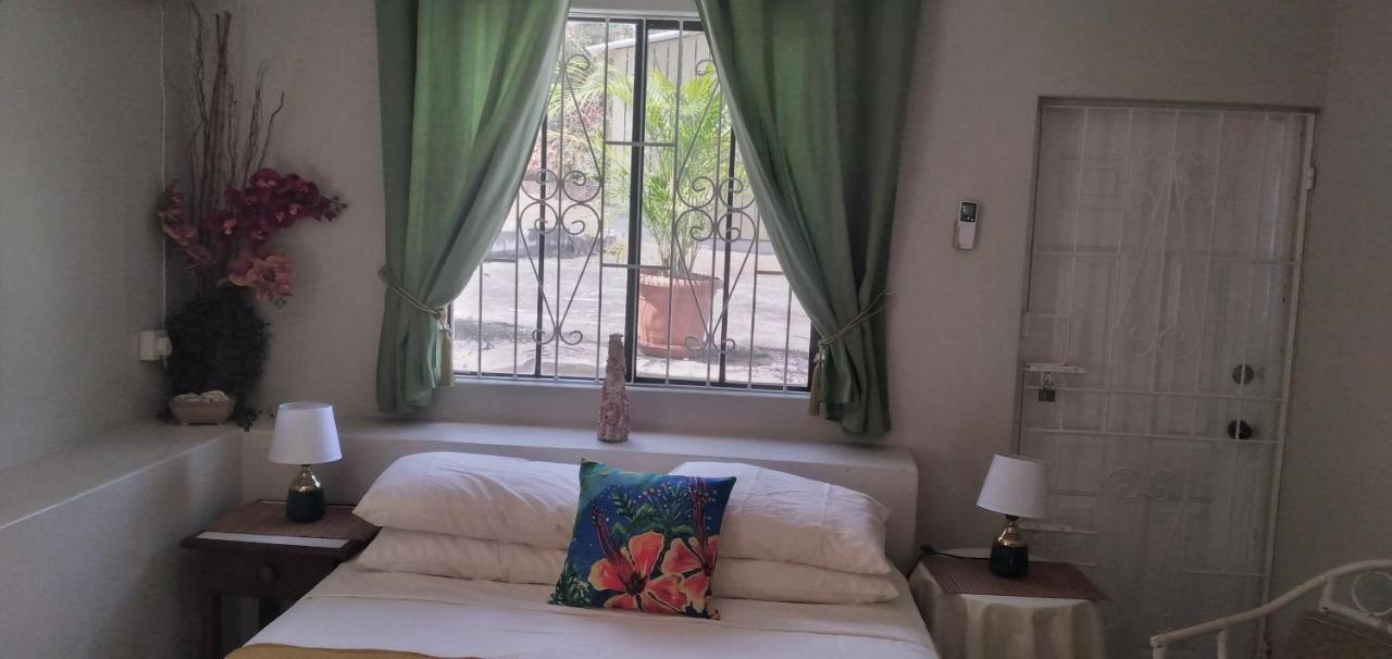 Annwin Annex Apartment เซนต์เจมส์ ภายนอก รูปภาพ